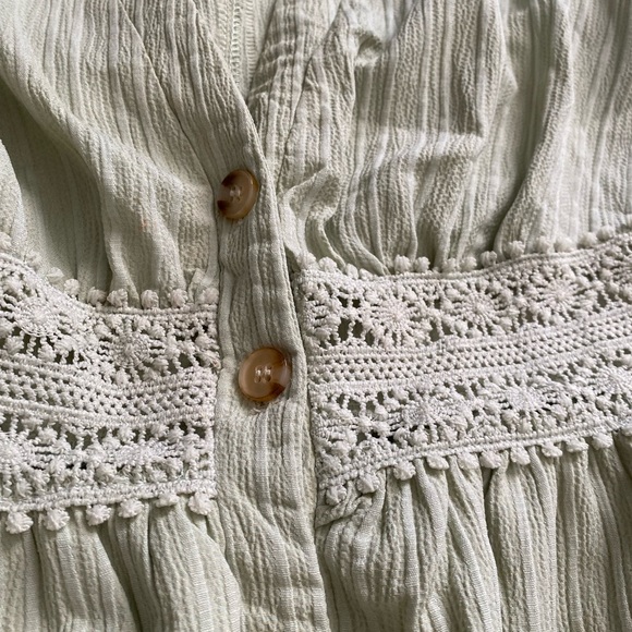 Button up low vneck maxi dress - Picture 4 of 4